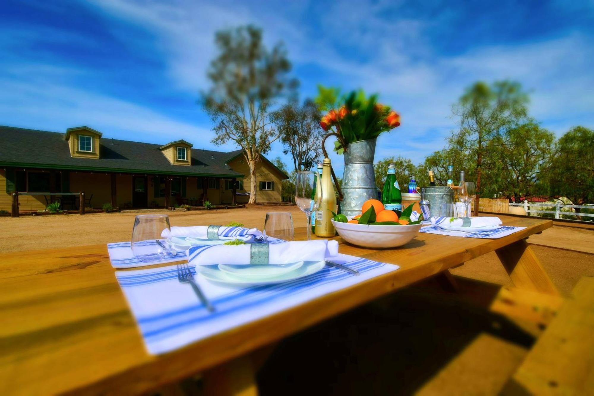Готель Peppertree Lane Ranch -- Seven-Acre Ranch In The Heart Of Wine Country Темекула Екстер'єр фото