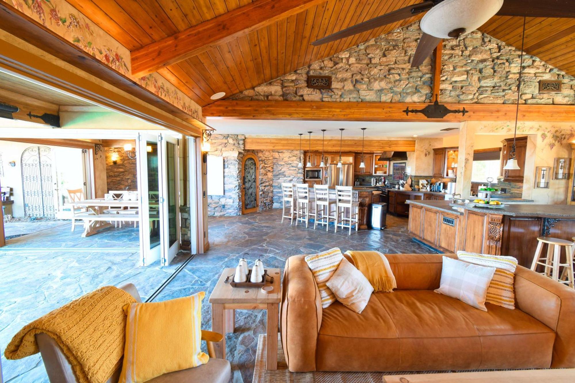 Готель Peppertree Lane Ranch -- Seven-Acre Ranch In The Heart Of Wine Country Темекула Екстер'єр фото